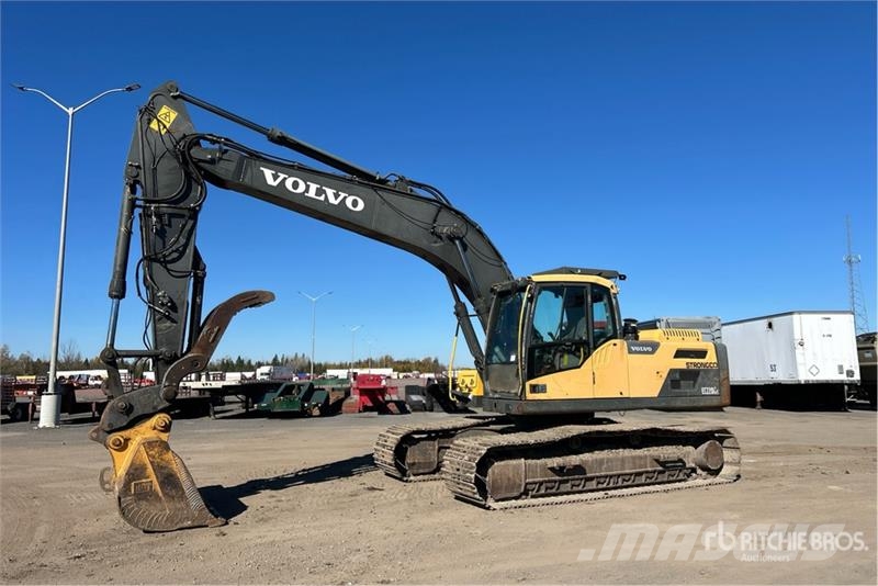 Volvo EC220D Tracked Excavator Gravemaskiner på larvebånd