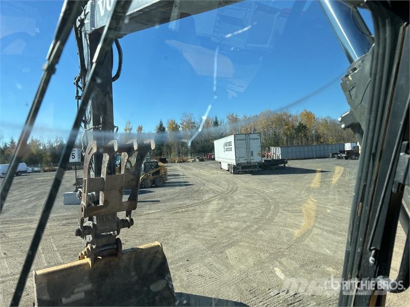Volvo EC220DL Tracked Excavator Bageri gusjeničari