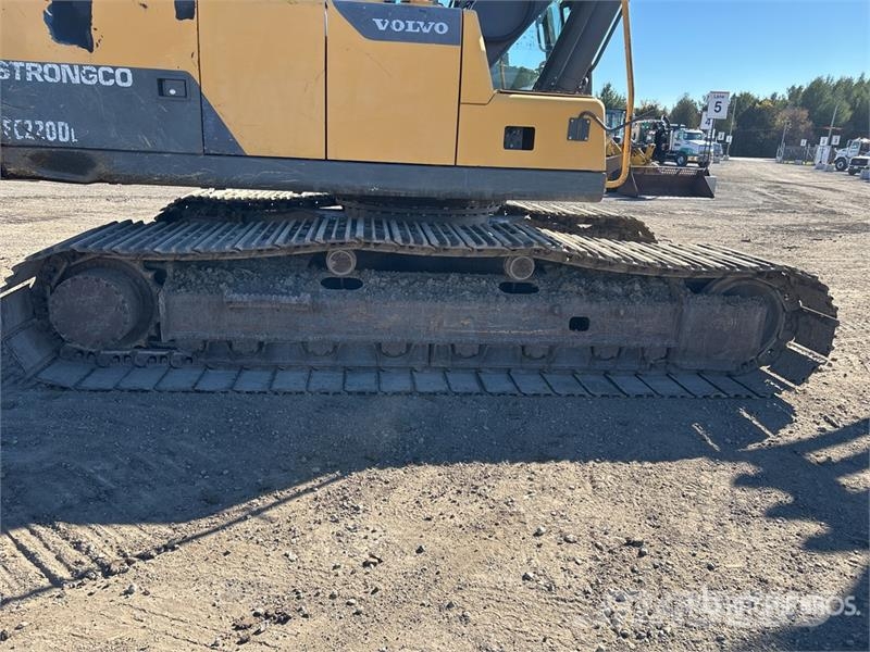 Volvo EC220DL Tracked Excavator Bageri gusjeničari