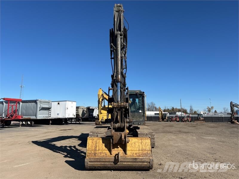 Volvo EC220DL Tracked Excavator Bageri gusjeničari