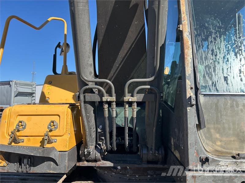 Volvo EC220DL Tracked Excavator Bageri gusjeničari