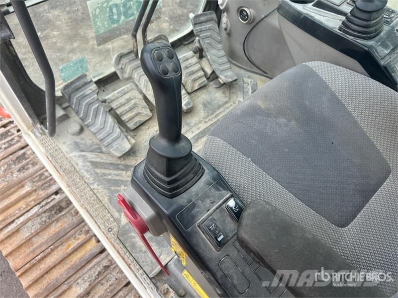 Volvo EC220EL Tracked Excavator Roomikekskavaatorid