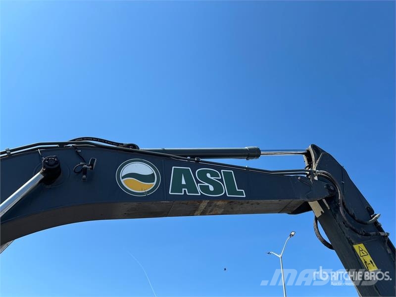 Volvo EC220EL Tracked Excavator Raupenbagger