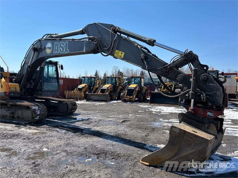 Volvo EC220EL Tracked Excavator Raupenbagger