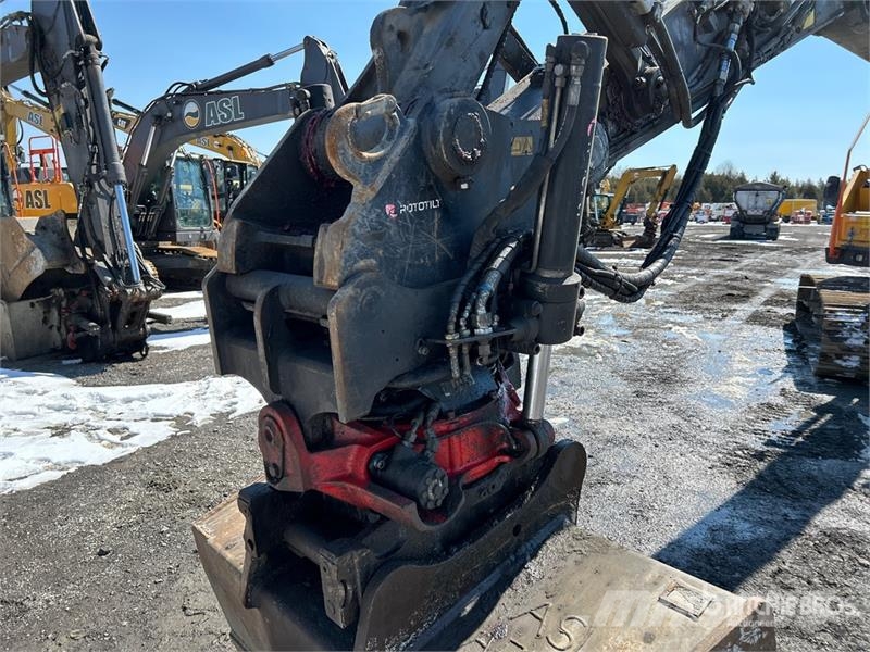 Volvo EC220EL Tracked Excavator Raupenbagger