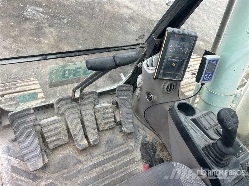 Volvo EC220EL Tracked Excavator Roomikekskavaatorid