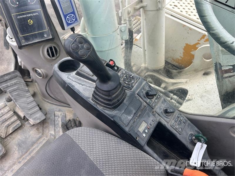 Volvo EC220EL Tracked Excavator Roomikekskavaatorid