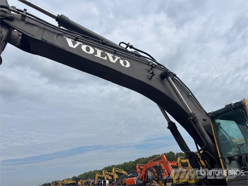 Volvo EC330B LC Tracked Excavator Bagri goseničarji
