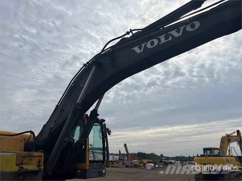 Volvo EC330B LC Tracked Excavator Bagri goseničarji
