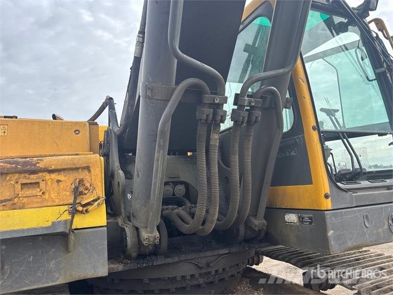 Volvo EC330B LC Tracked Excavator Bagri goseničarji