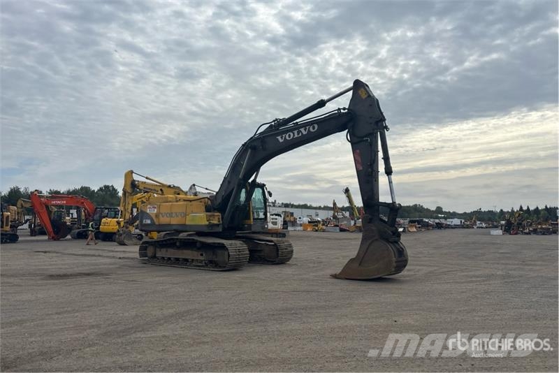 Volvo EC330B LC Tracked Excavator Bagri goseničarji