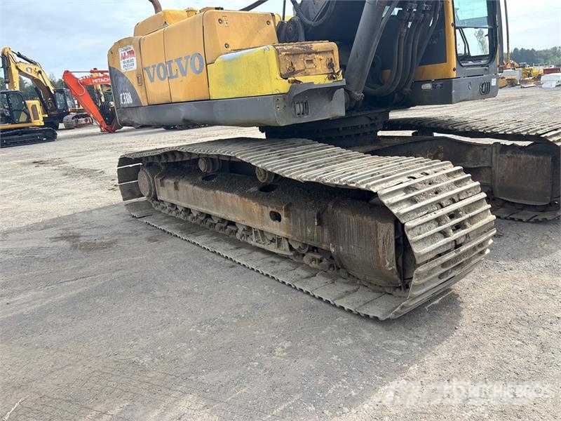 Volvo EC330B LC Tracked Excavator Bagri goseničarji