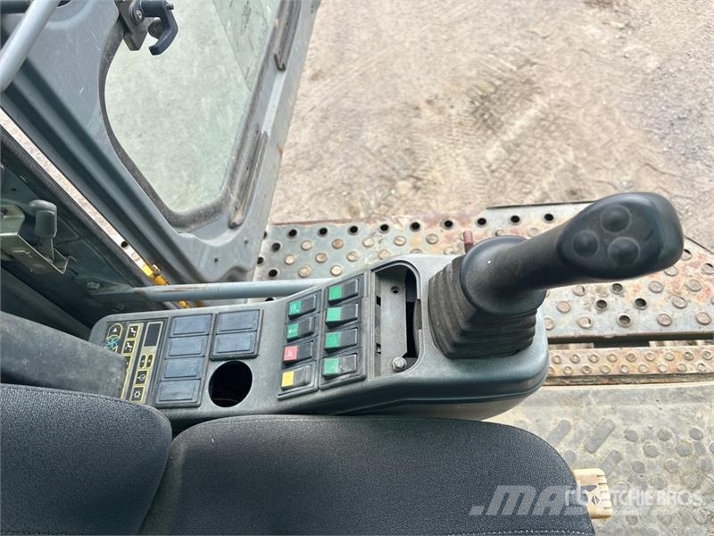 Volvo EC330B LC Tracked Excavator Bagri goseničarji