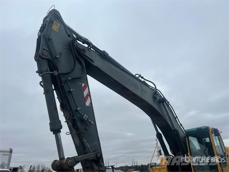 Volvo EC460B LC Tracked Excavator Crawler excavators