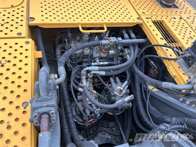 Volvo EC460B LC Tracked Excavator Crawler excavators