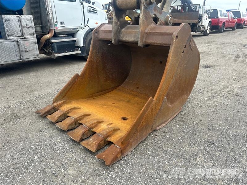 Volvo EC460B LC Tracked Excavator Crawler excavators