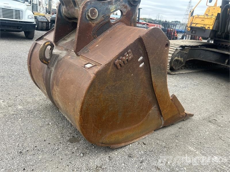 Volvo EC460B LC Tracked Excavator Crawler excavators