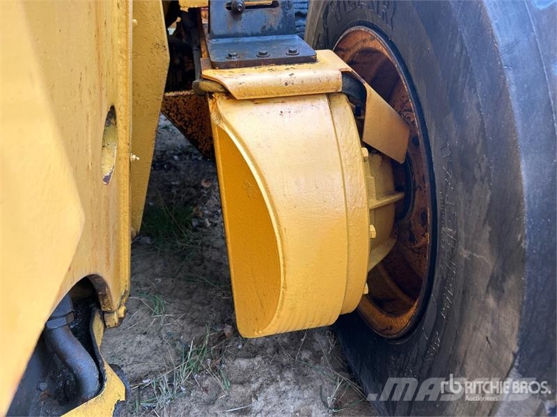 Volvo G720B Gréderek