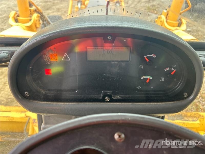 Volvo G720B Gréderek