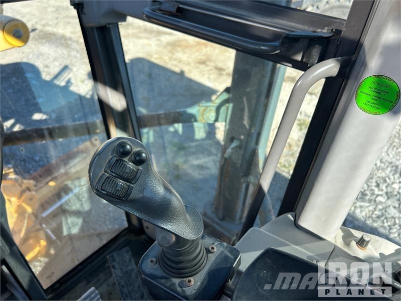 Volvo G946B Grejdery