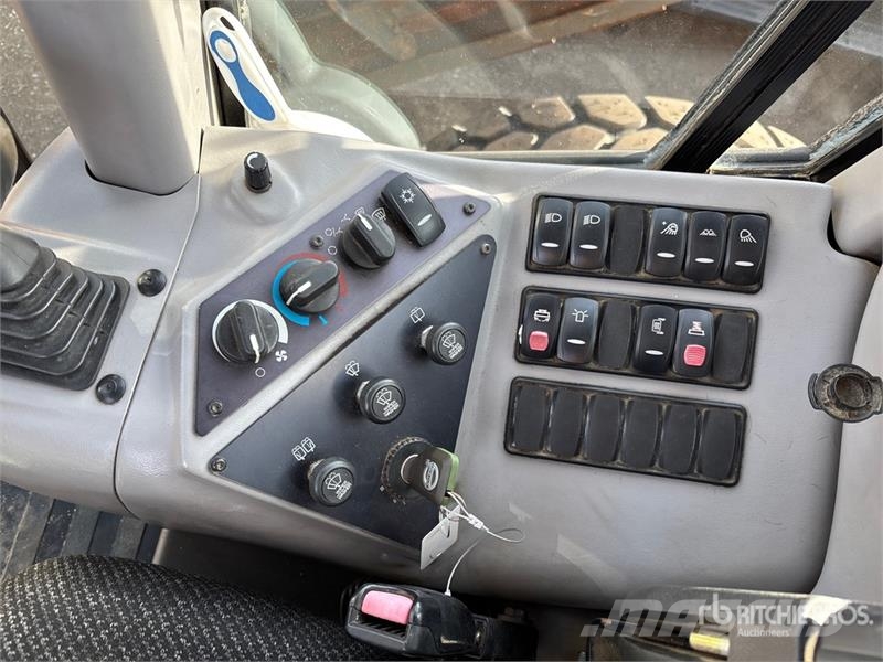 Volvo G970 Motor Grader Grejderi