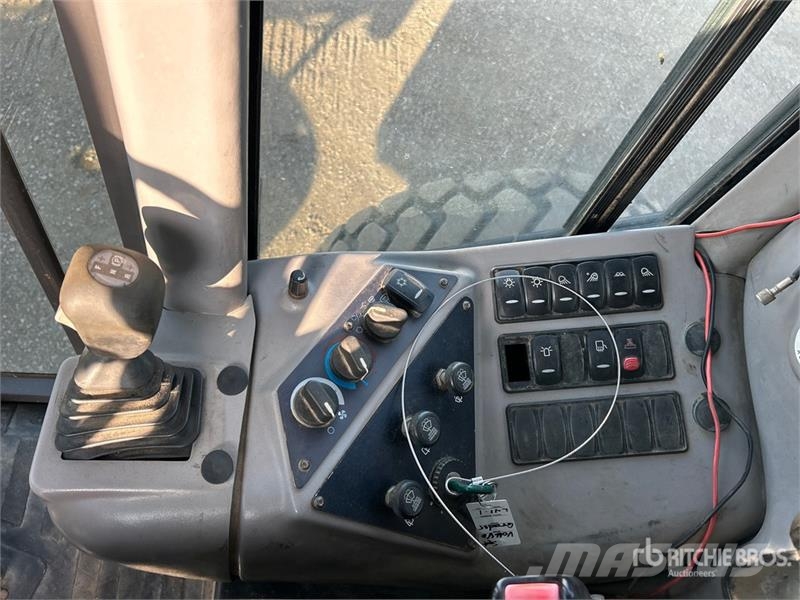 Volvo G990 Grejderi