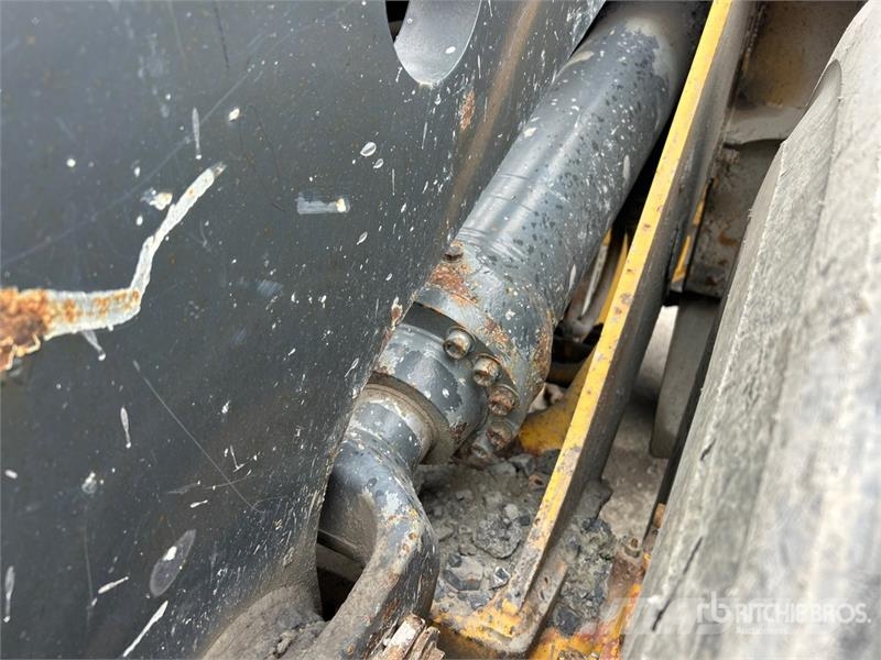 Volvo L110E 휠로우더