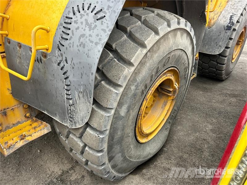 Volvo L110E 휠로우더