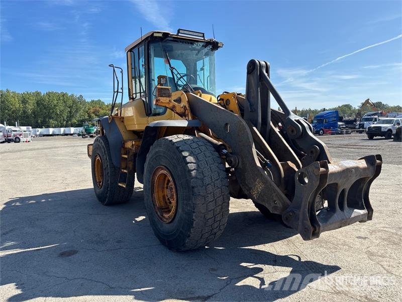 Volvo L110F Wheel Loader Wheel loaders