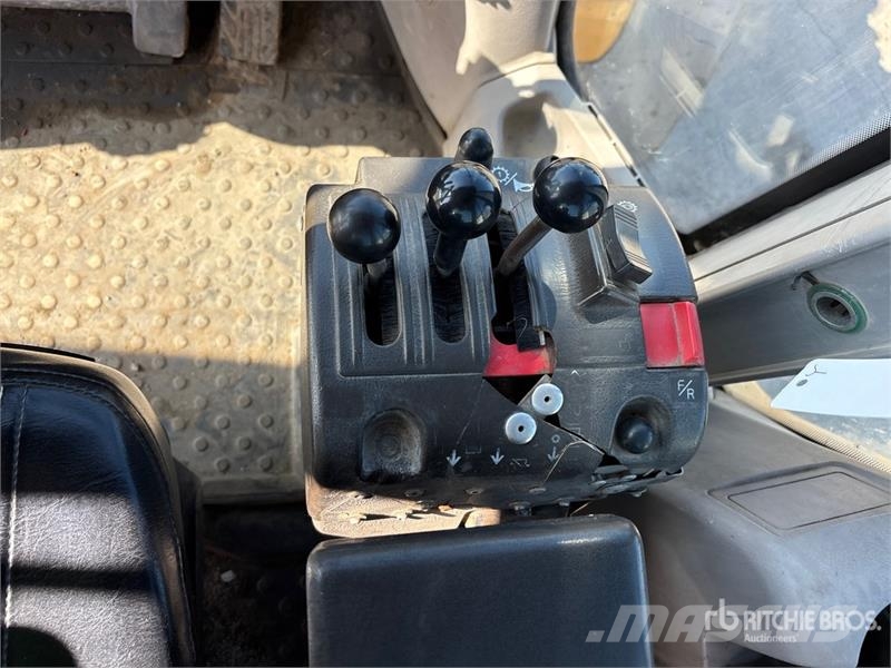 Volvo L110F Wheel Loader Wheel loaders