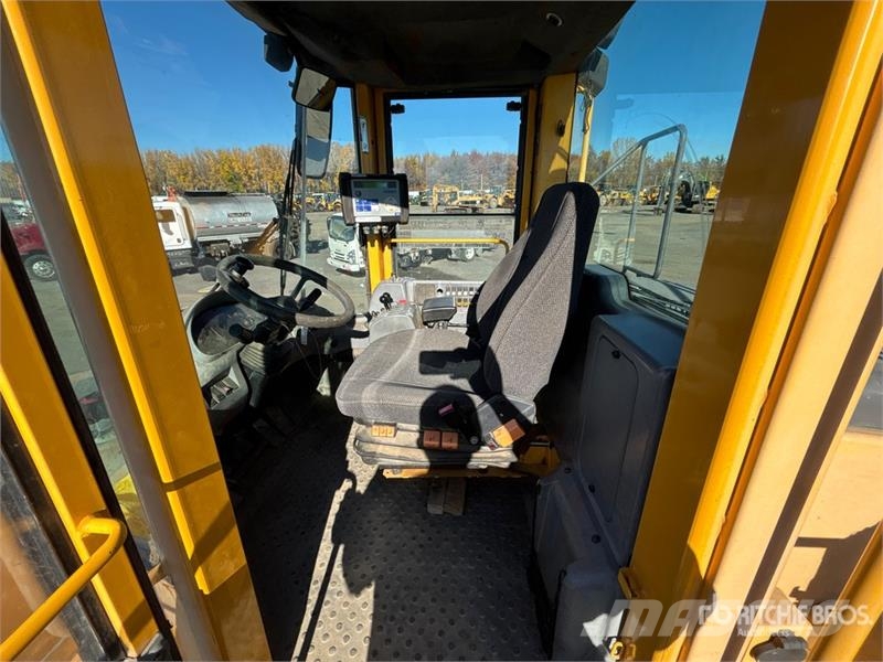 Volvo L120E Wheel Loader Iekrāvēji uz riteņiem