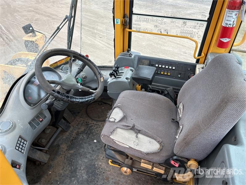 Volvo L120E Wheel Loader Iekrāvēji uz riteņiem