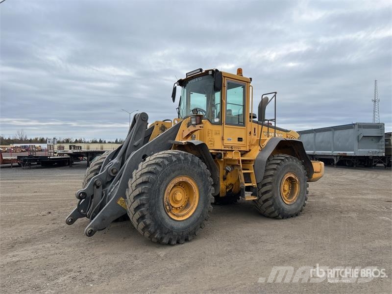 Volvo L120E Wheel Loader Iekrāvēji uz riteņiem