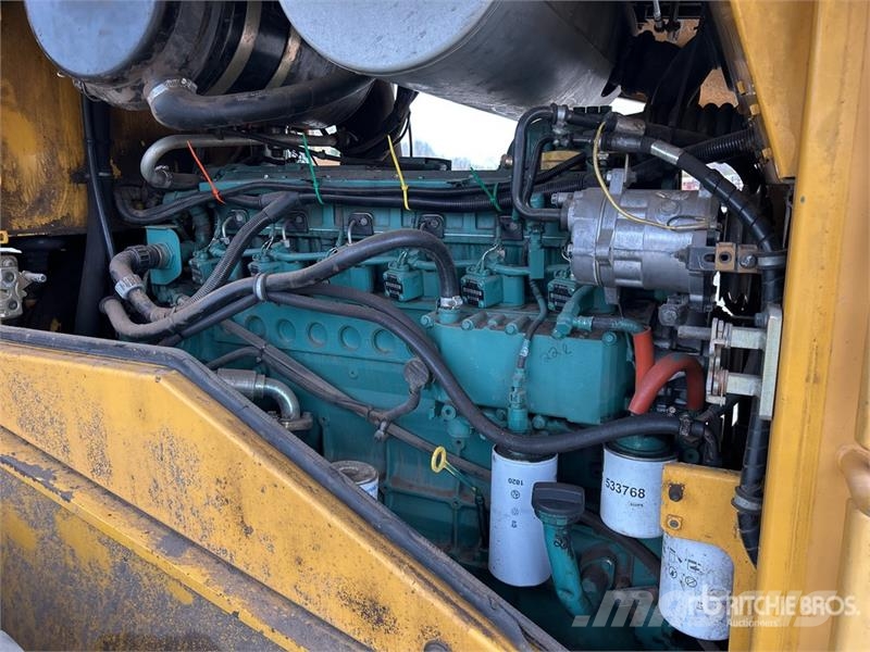 Volvo L120E Wheel Loader Iekrāvēji uz riteņiem