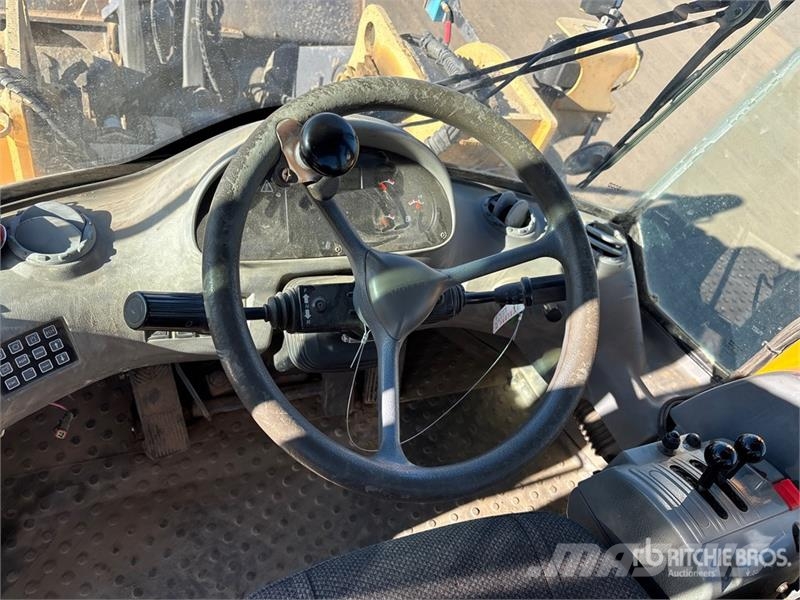 Volvo L120E Wheel Loader Iekrāvēji uz riteņiem