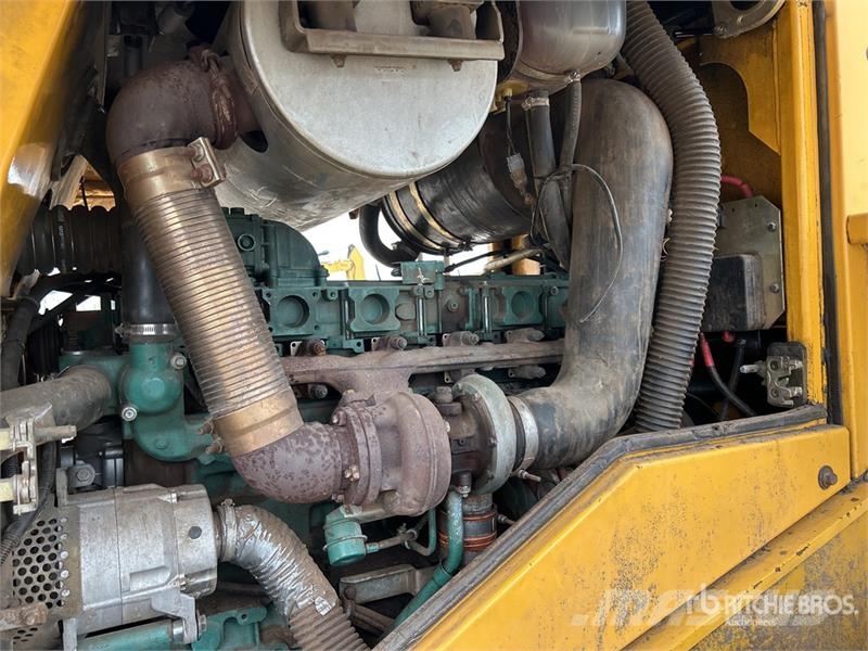 Volvo L120E Wheel Loader Iekrāvēji uz riteņiem