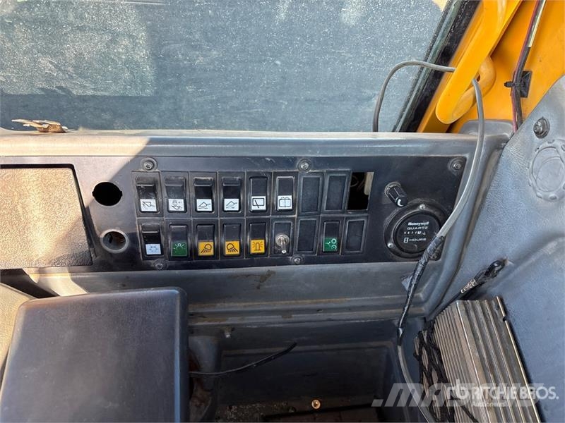 Volvo L120E Wheel Loader Iekrāvēji uz riteņiem