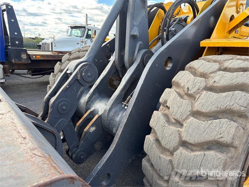 Volvo L150F Wheel Loader Kolesni nakladalci