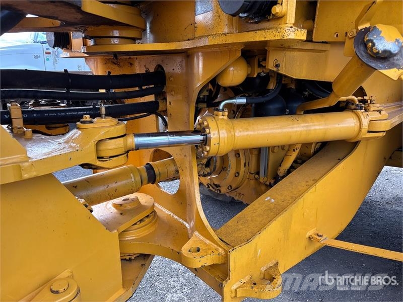 Volvo L150F Wheel Loader Kolesni nakladalci