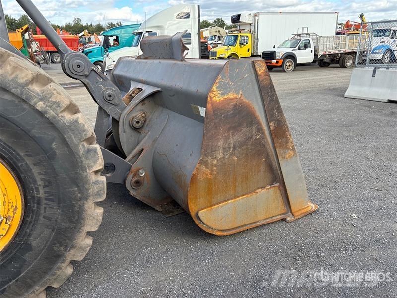 Volvo L150F Wheel Loader Kolesni nakladalci