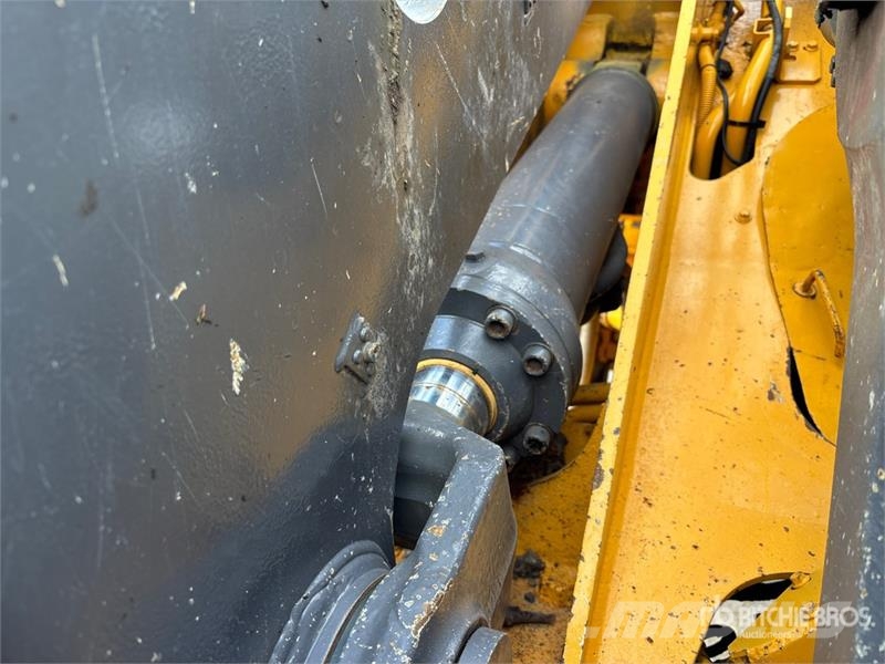 Volvo L150F Wheel Loader Kolesni nakladalci