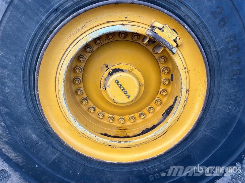 Volvo L150F Wheel Loader Kolesni nakladalci