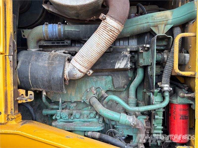 Volvo L150F Wheel Loader Kolesni nakladalci