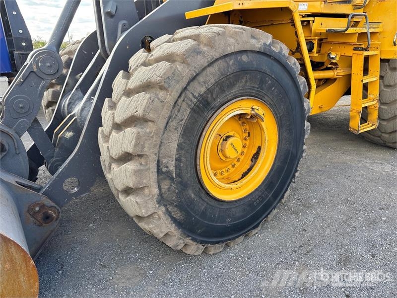 Volvo L150F Wheel Loader Kolesni nakladalci