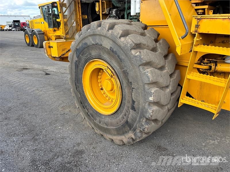 Volvo L150F Wheel Loader Kolesni nakladalci