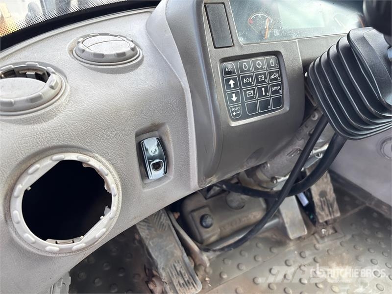 Volvo L150F Wheel Loader Kolesni nakladalci