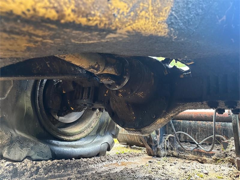 Volvo L180 Wheel Loader (Inoperable) Iekrāvēji uz riteņiem