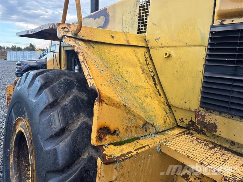 Volvo L180 Wheel Loader (Inoperable) Iekrāvēji uz riteņiem