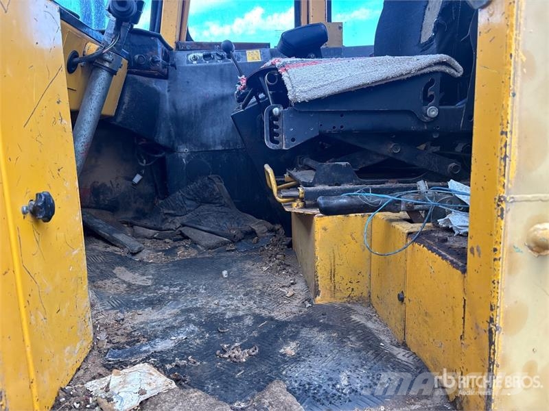 Volvo L180 Wheel Loader (Inoperable) Iekrāvēji uz riteņiem