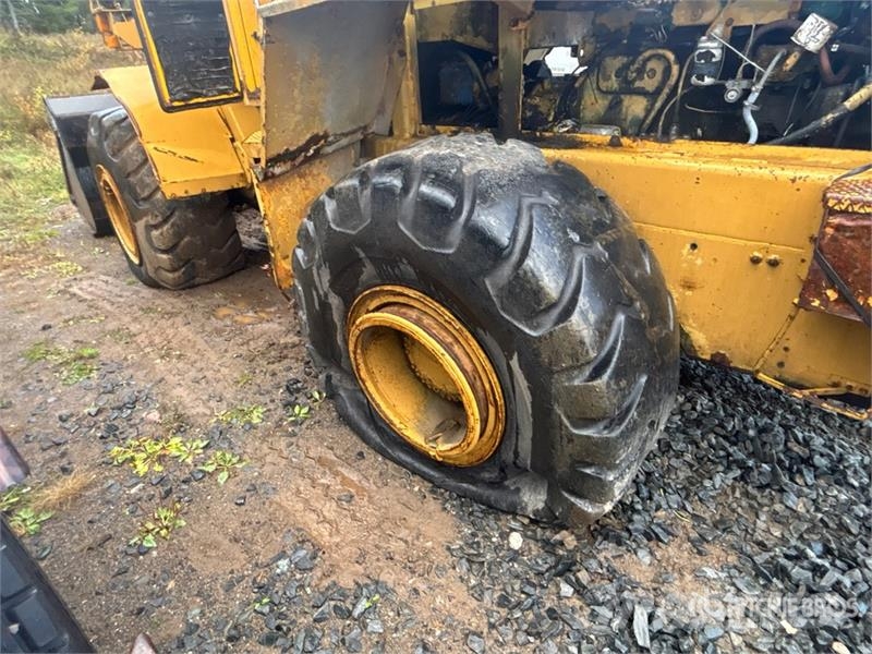 Volvo L180 Wheel Loader (Inoperable) Iekrāvēji uz riteņiem